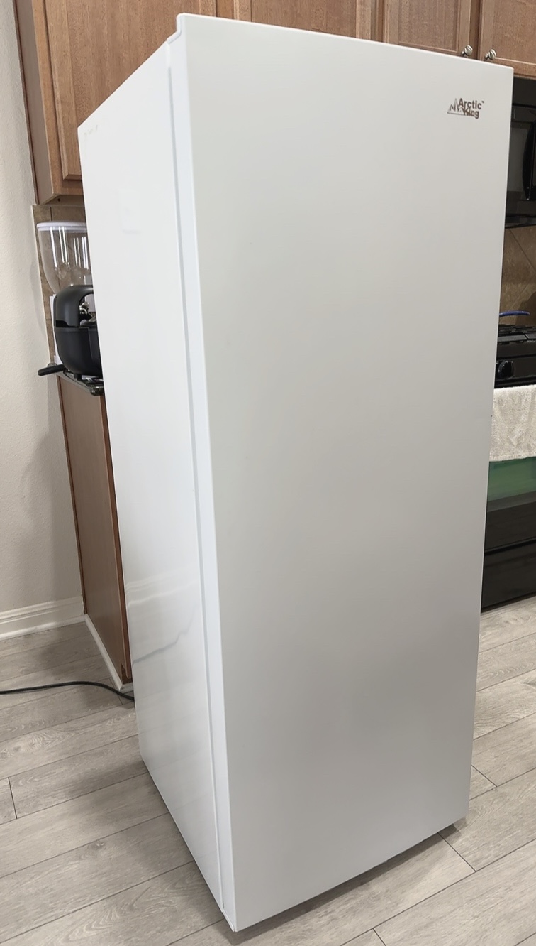 냉동고 Arctic King 7.0 Cu ft Upright Freezer 120 Korean Student